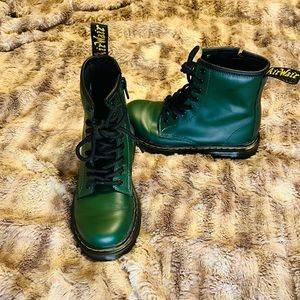 Girls’ Dr. Martens Boots